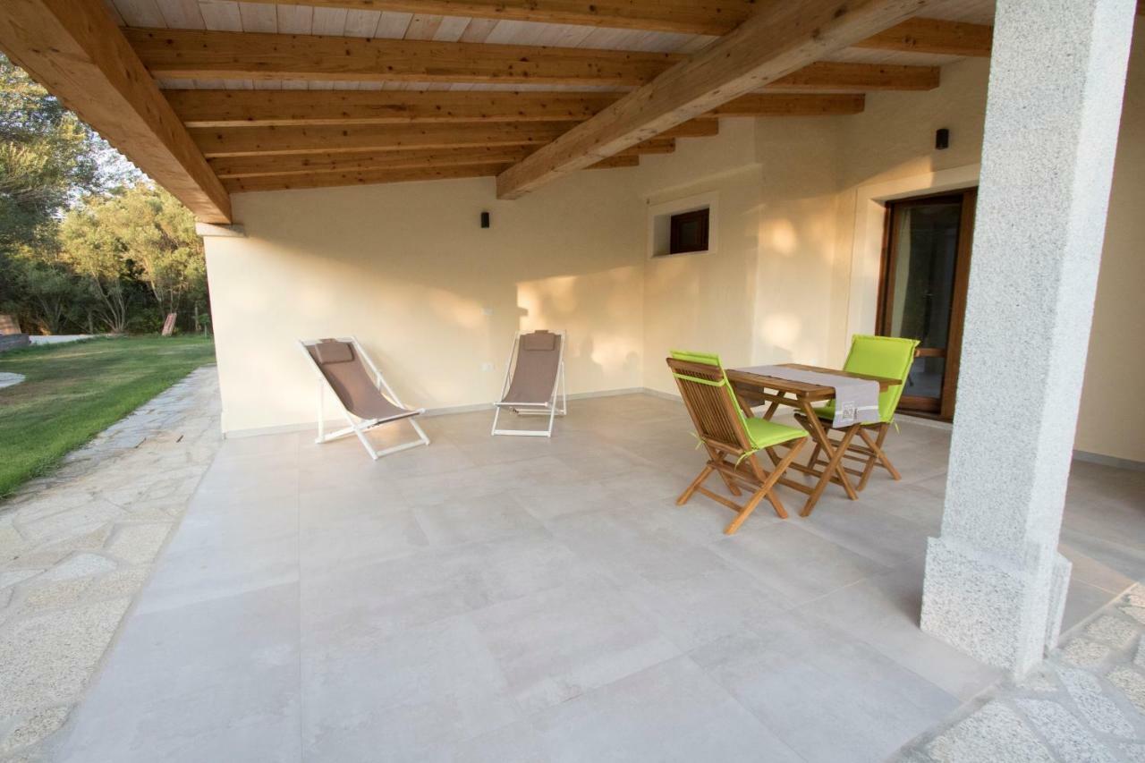 Su Suberju Hotel San Teodoro  Buitenkant foto